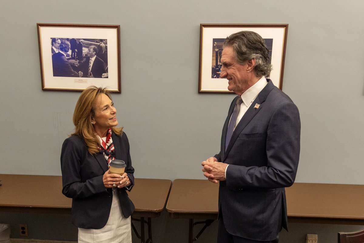 RepLisaMcClain's tweet image. Honored to welcome Secretary of the Interior @DougBurgum to Capitol Hill today as a part of my @HouseGOP Meet the Cabinet series.
The One Big Beautiful Bill UNLEASHES American energy production, and House Republicans are proud to work with Sec. Burgum to lead this charge.