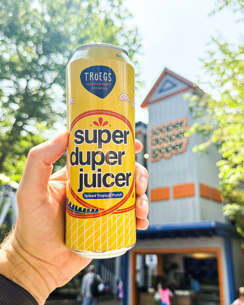 Behold, the Super Duper Juicer! It's 80 degrees at Hersheypark and