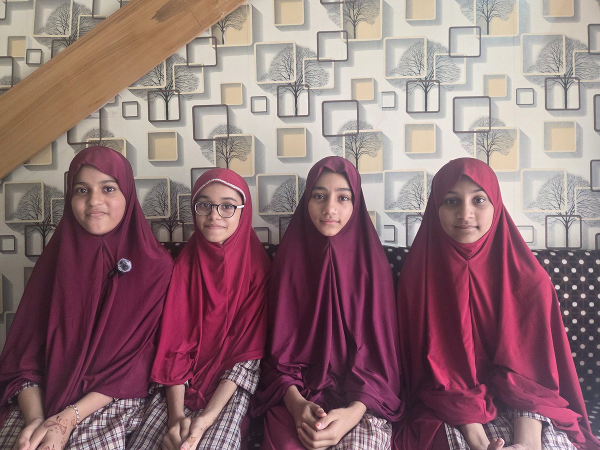 gullyclasses's tweet image. Interview with Girl Students Sufi Public School, a Partner School of Gully Classes Foundation, at Basni Belima by Abdul Munaf, Founder & Director of #GullyClassesFoundation.
#BasniBelima #Rajasthan #SufiSchool #India #GcfBasni #Gcfmumbai