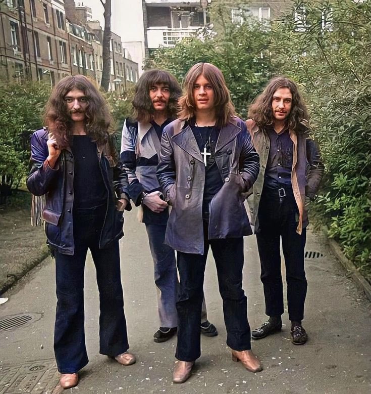 labour_history's tweet image. “I’ve done a lot for a simple working-class guy. I made a lot of people smile. I’ve also made a lot of people go, ‘Who the f--- does this guy think he is?”
RIP Ozzy Osbourne - a true British icon
The sounds of industrial working class Birmingham will live on 🤘