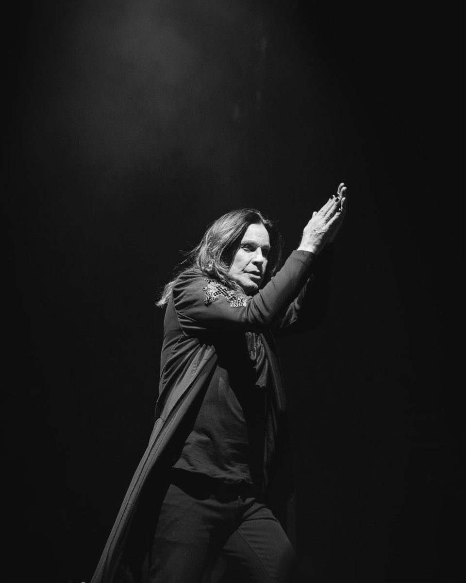 thekiaforum's tweet image. The Prince of Darkness changed the face of heavy metal forever.
Thank you for the madness, the music, and the mark you left on the world, Ozzy Osbourne. 🖤