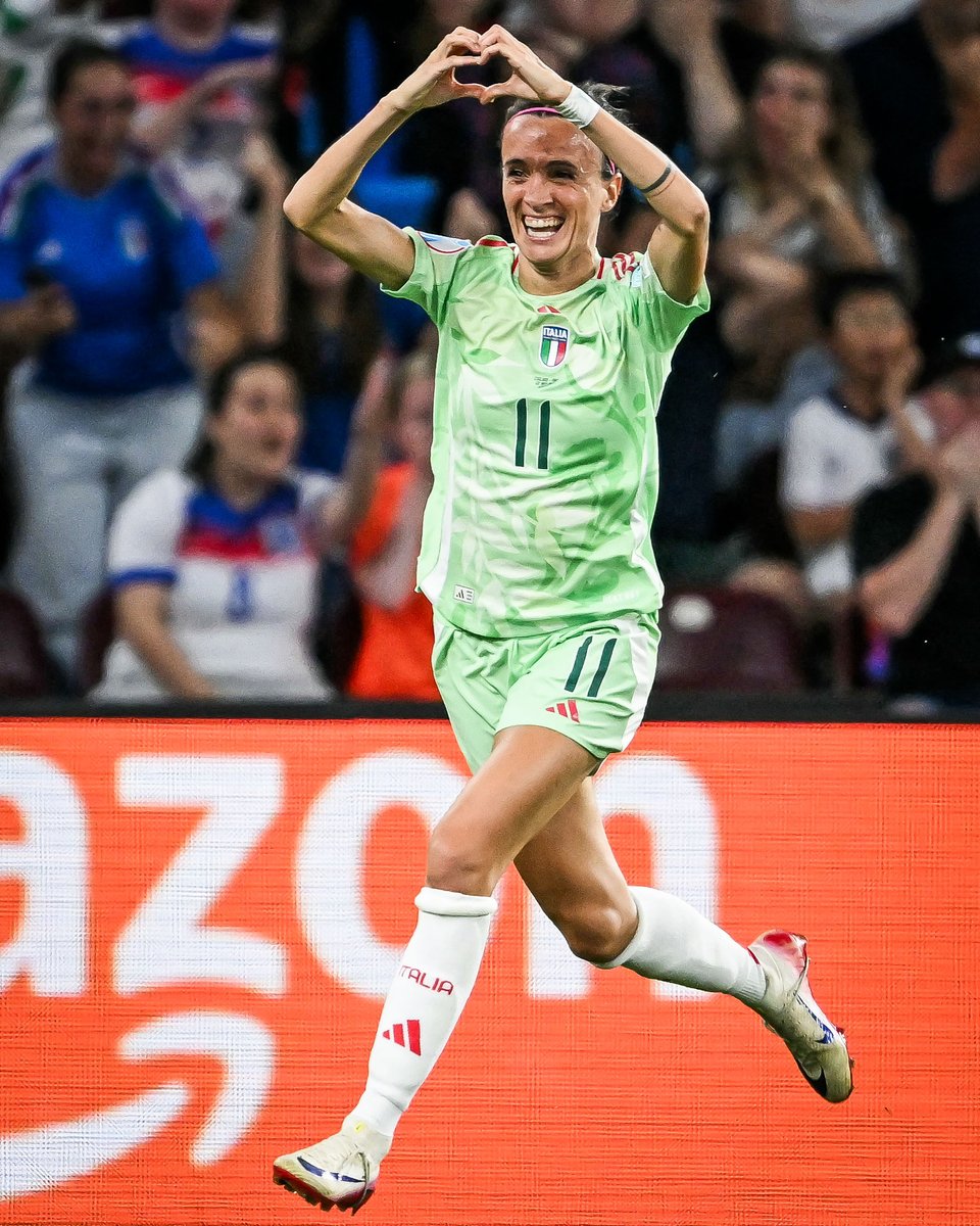 brfootball's tweet image. Barbara Bonansea stuns England and gives Italy the lead 🫶