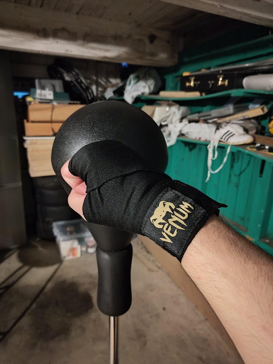 HowlingNeko's tweet image. Fourth Speed Ball Boxing Session ๐ฅ
ใใใ!! ๐ง๐พ