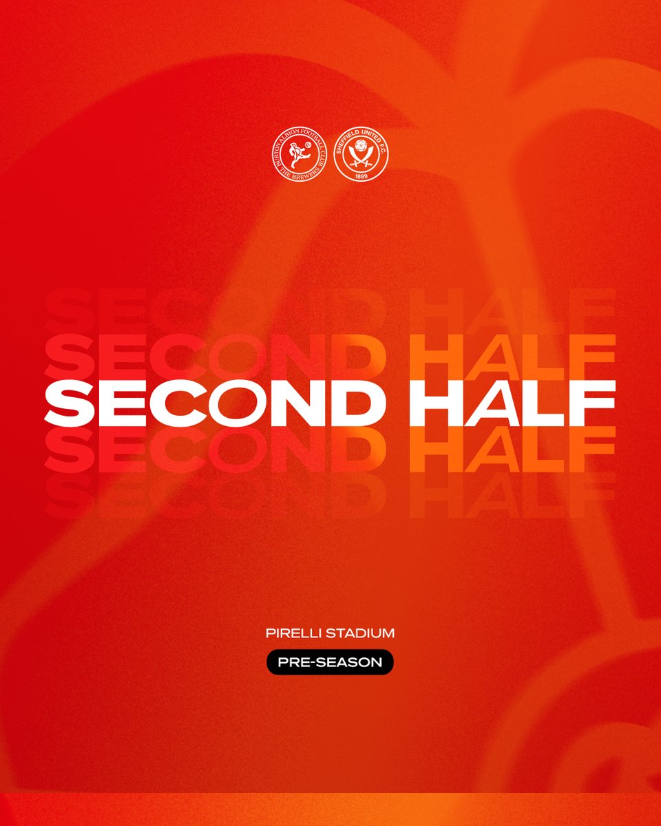 SheffieldUnited's tweet image. 46' - We are back underway at the Pirelli Stadium.
🟡1-0 🔴 | #BURSHU