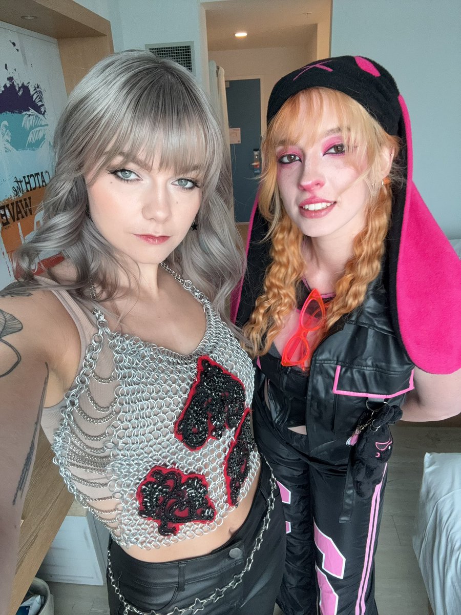 squirrelj00ng's tweet image. Just a pair of Matz and Woosan biased besties @novamatta #ATEEZinOrlando #ATEEZTour