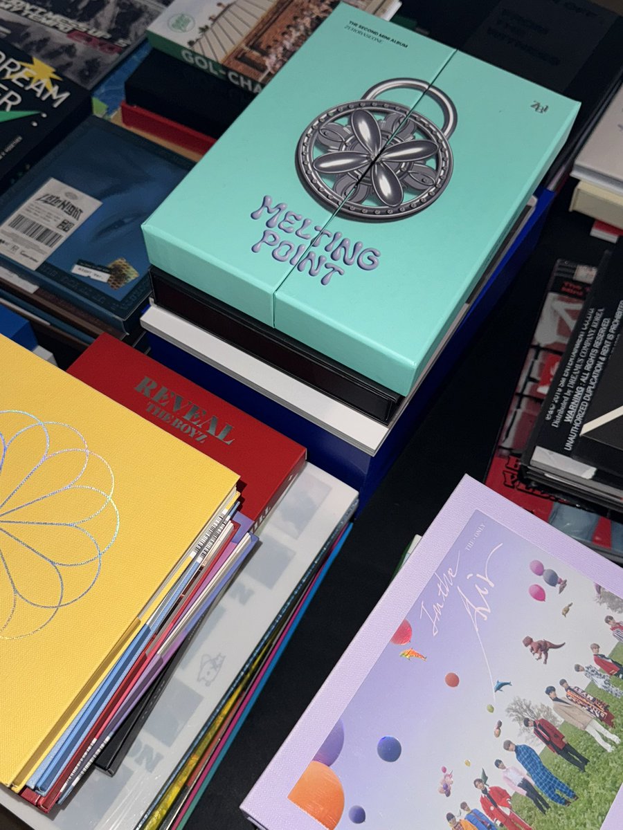 I think it’s time I get rid of some of my collection 😩