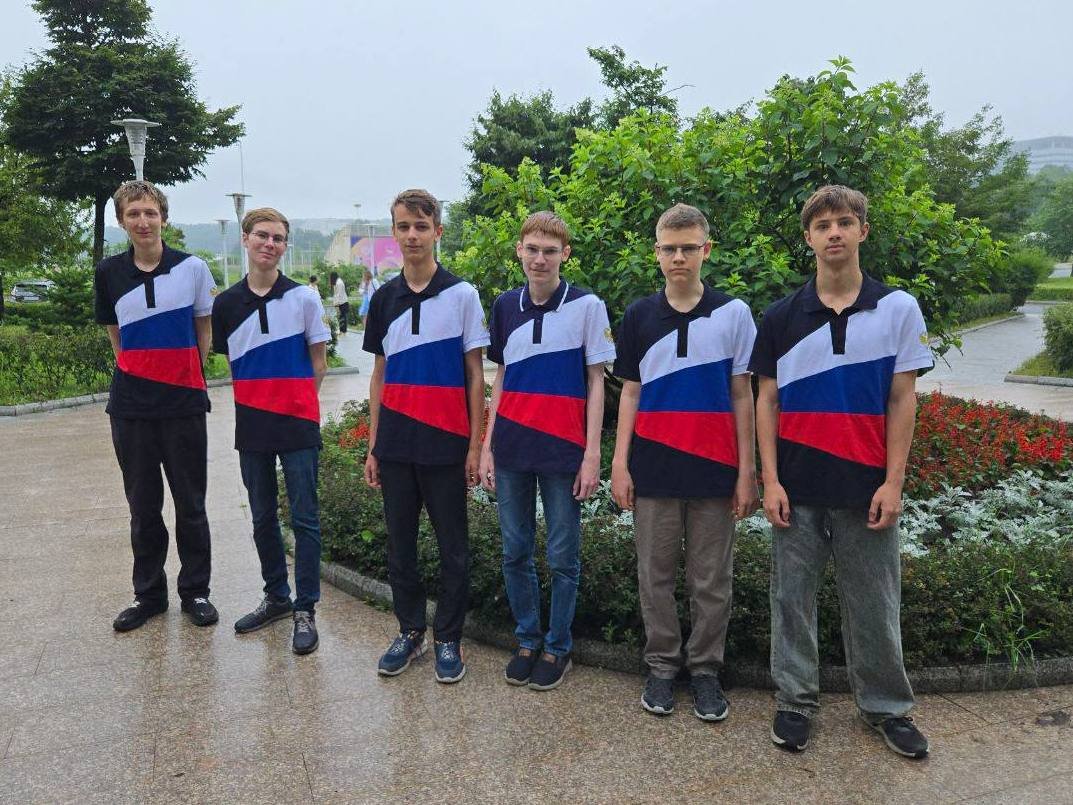 EmbRusCuba's tweet image. 🏆Escolares rusos obtienen cinco medallas de oro y una de plata en la 66 Olimpiada Internacional de Matemática, celebrada en Australia.
Felicidades a los jóvenes matemáticos!🎊🎉