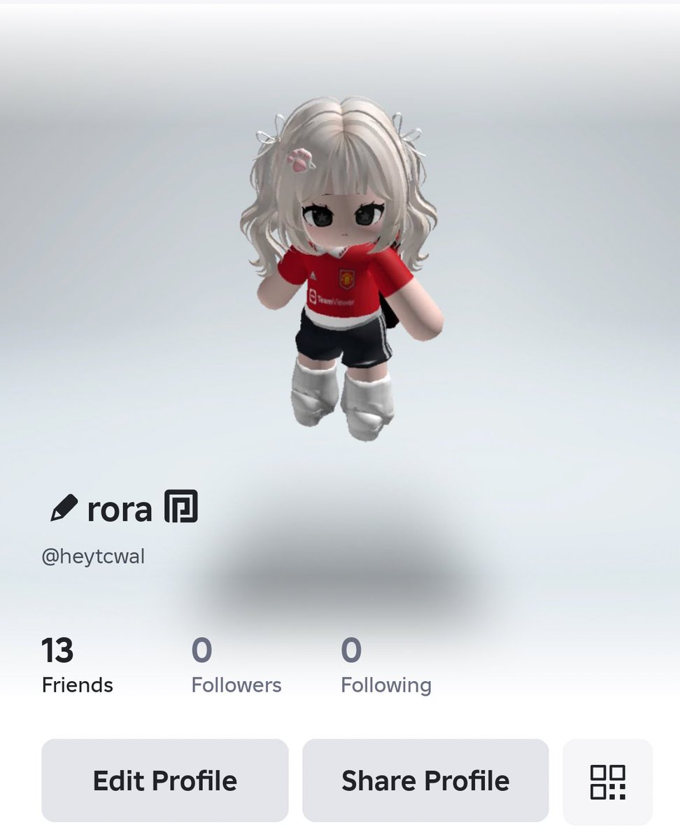 roralonica's tweet photo. ava roblox vs the user :p https://t.co/4XAbaNJWr5
