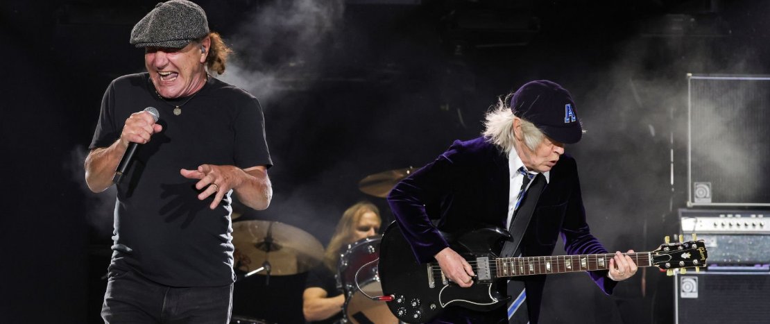 Myleftnutt1's tweet image. ozzy in his death bed
these mfs still doing cocaine aerobics on stage at almost 80