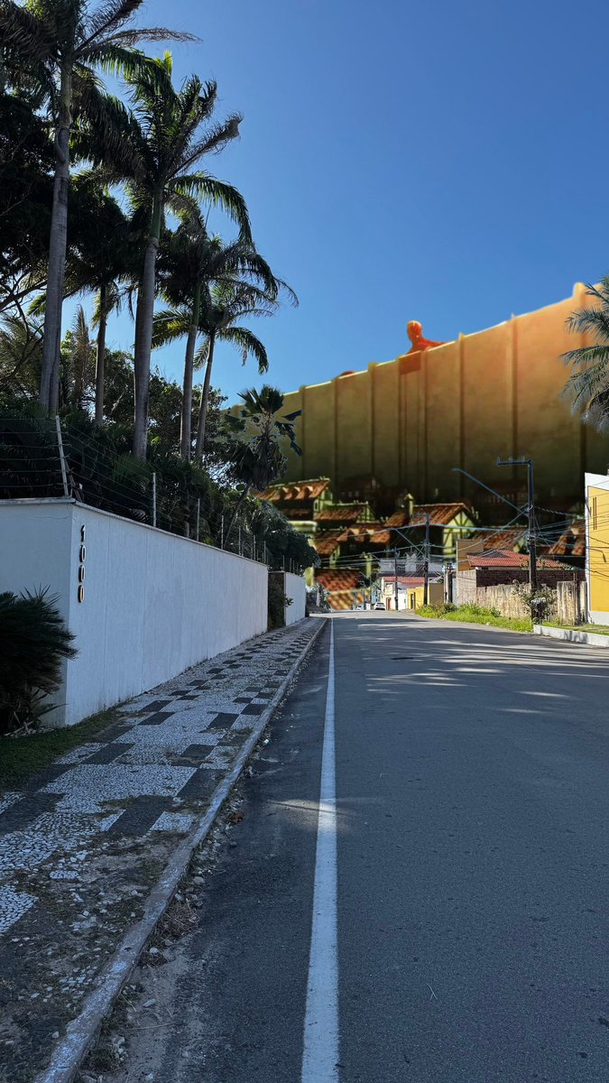 lizzzoe's tweet image. parece a rua que eu morei antes da queda da muralha Maria