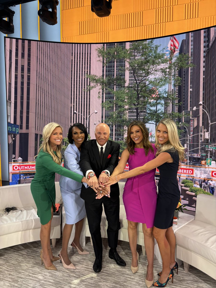 OutnumberedFNC's tweet image. It’s all hands on deck with Outnumbered! Thanks for tuning in to our busy hour, weekdays live at Noon EST.
See you again tomorrow 👋