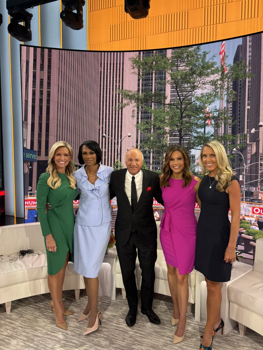 OutnumberedFNC's tweet image. It’s all hands on deck with Outnumbered! Thanks for tuning in to our busy hour, weekdays live at Noon EST.
See you again tomorrow 👋