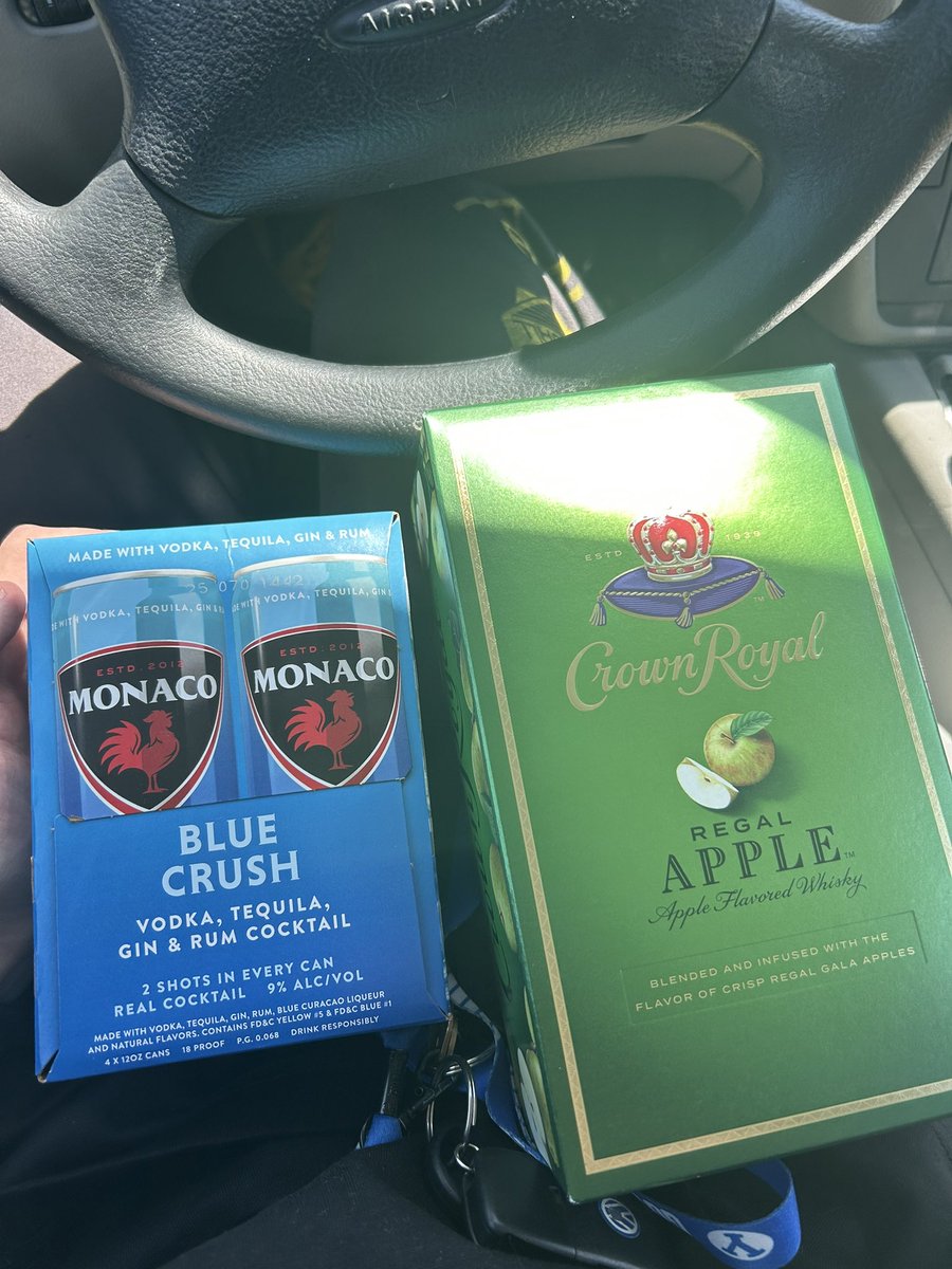 jansonboy301's tweet image. W store run or what?
