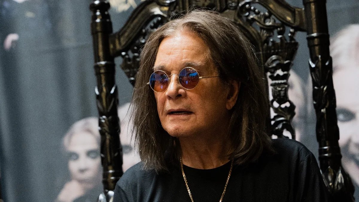 TheWrap's tweet image. The World Mourns Ozzy Osbourne, a Once-in-a-Lifetime Talent: ‘The Template for Heavy Rock’
thewrap.com/ozzy-osbourne-…