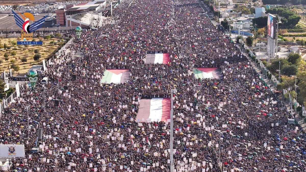 News_platfrom's tweet image. 🇾🇪
Yemen is ranked second in the world in terms of civilian armament after the United States. This is due to the US population of 340 million compared to Yemen's population of 35 million, according to the latest statistics.