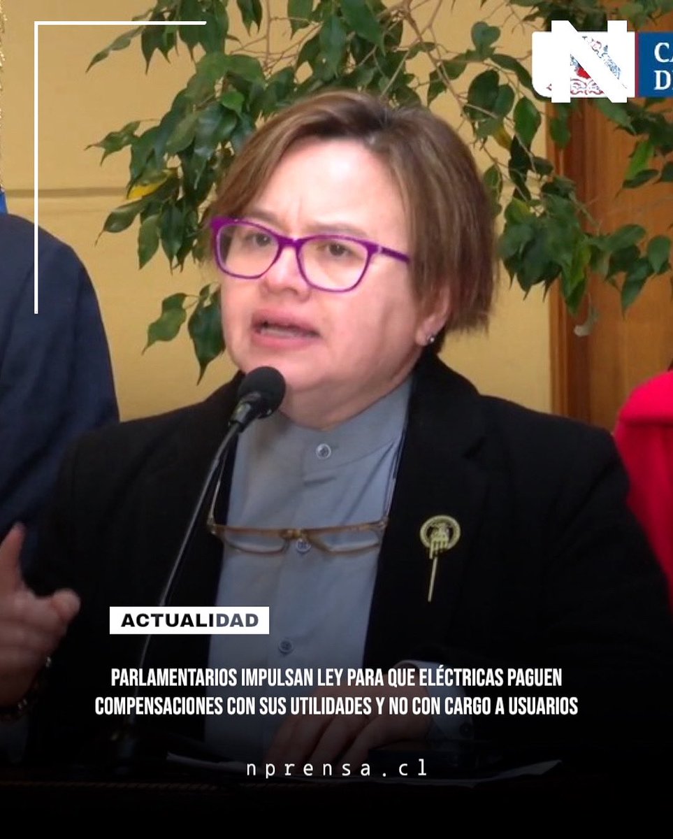 N Prensa (@n_prensacl) on Twitter photo ⚡1/ Tras un reportaje de <a href="/ciper/">CIPER Chile</a>, que reveló que algunas eléctricas financian compensaciones por cortes de luz con cobros a los usuarios, la diputada <a href="/Marcemomo/">MarcelaRiquelmeAliaga - Diputada Distrito 15</a> presentó un proyecto de ley para frenar esta práctica. La acompañan los diputados <a href="/RUBENOYARZOF/">Diputado Ruben Oyarzo</a> y <a href="/camila_musante/">Camila Musante - Diputada Distrito 14🌿🇨🇱</a>. ⚡1/ Tras un reportaje de <a href="/ciper/">CIPER Chile</a>, que reveló que algunas eléctricas financian compensaciones por cortes de luz con cobros a los usuarios, la diputada <a href="/Marcemomo/">MarcelaRiquelmeAliaga - Diputada Distrito 15</a> presentó un proyecto de ley para frenar esta práctica. La acompañan los diputados <a href="/RUBENOYARZOF/">Diputado Ruben Oyarzo</a> y <a href="/camila_musante/">Camila Musante - Diputada Distrito 14🌿🇨🇱</a>.