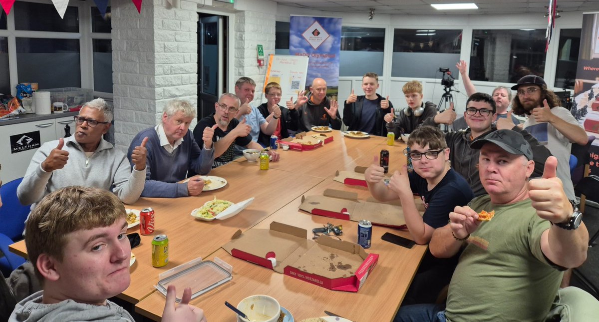 MaDDChess's tweet image. 24 hour marathon completed! What a huge effort by all involved, from participants to the tech team, caterers and special guests (@shrez_royal09 & @sadisticTushi). Thank you all! #chess