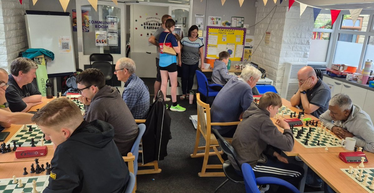 MaDDChess's tweet image. 24 hour marathon completed! What a huge effort by all involved, from participants to the tech team, caterers and special guests (@shrez_royal09 & @sadisticTushi). Thank you all! #chess
