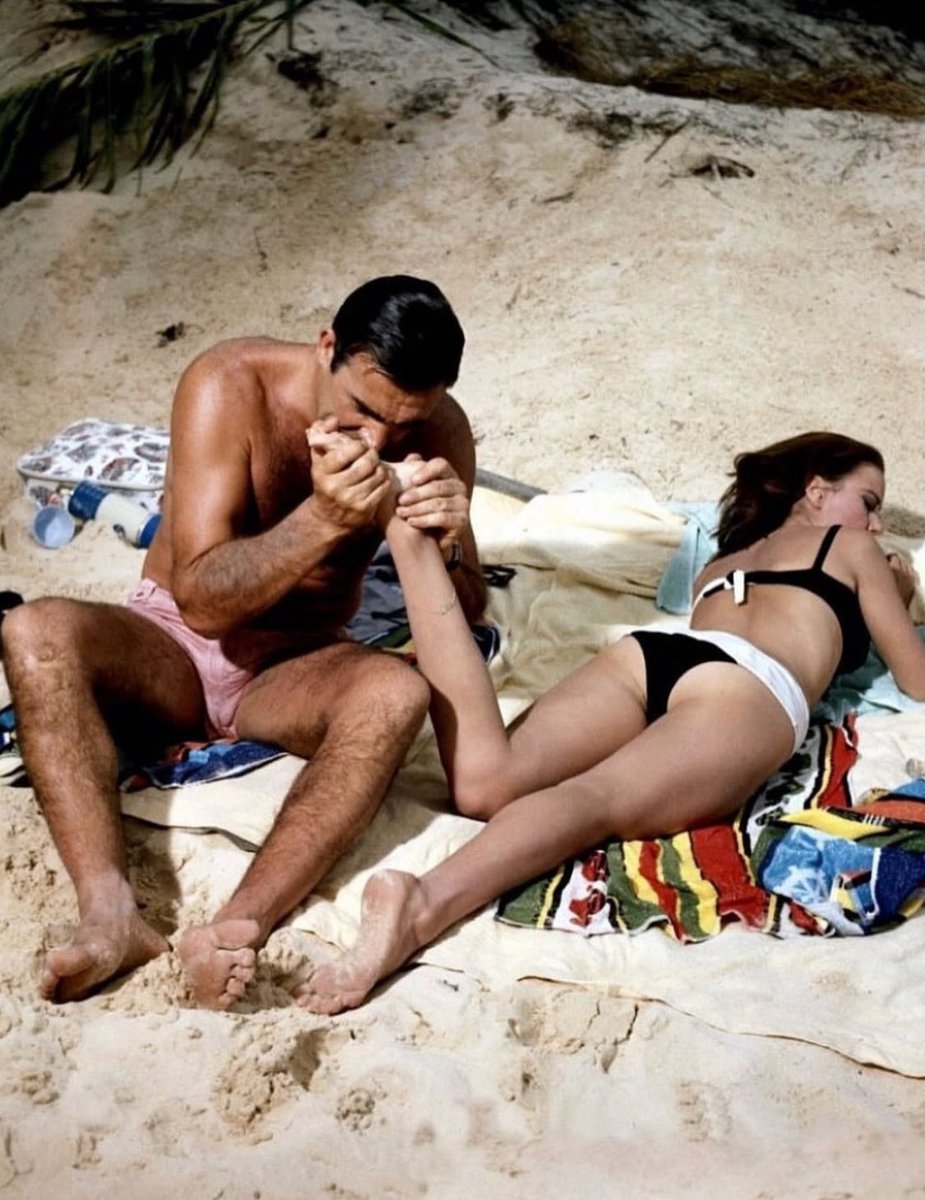 Repost if you like your feet being worshipped