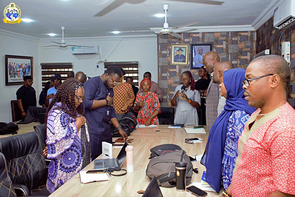 bysphcb's tweet image. Bayelsa State Government Strengthens Health Partnerships to Improve Primary Health Care delivery.

#bysphcb #bayelsastatehealthmatters 
#healthgistbybysphcb #bayelsastateprimaryhealthcareboard #partnerscoordinationmeeting #healthsystemstrenghening