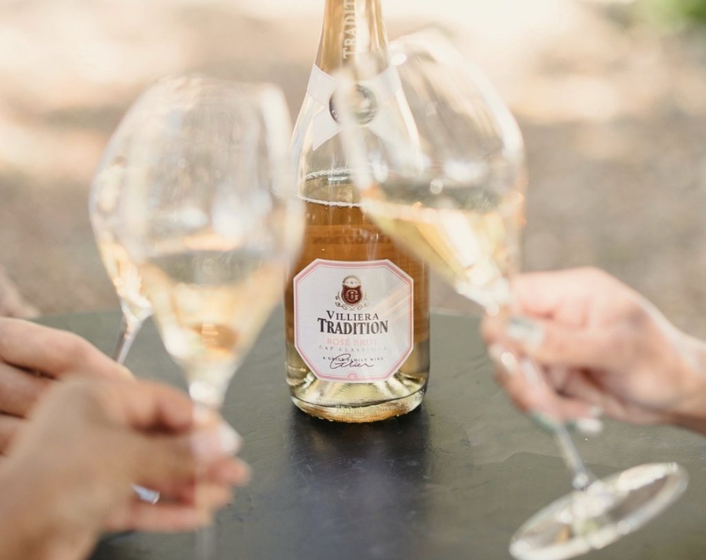 Tasting Today! 🥂
Sparkling Tuesday on the Upper West Side 🎉
Join us for a celebration of South African bubbly — taste Villiera Brut Tradition &amp; Rosé (Méthode Cap Classique)! 3–6:30 PM
#NYCWineLovers #UpperWestSide #SparklingWine #SouthAfricanWine #WineTasting #UWSNYC #winelover