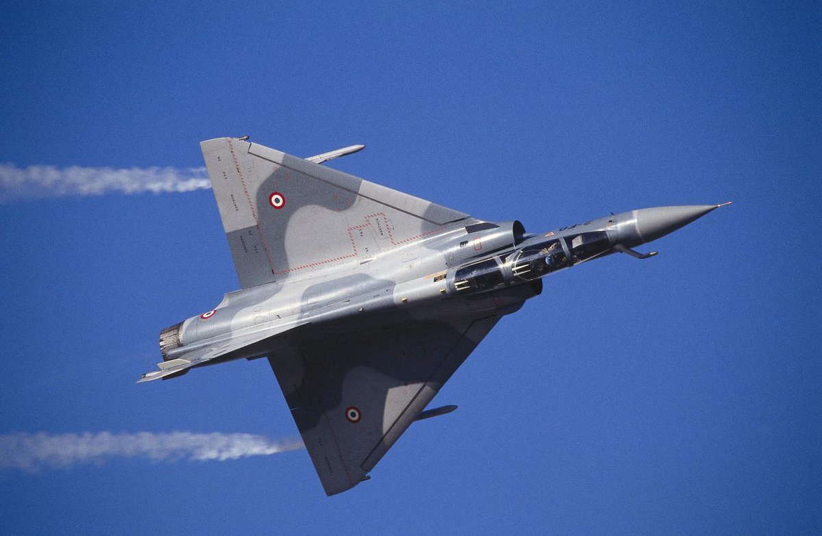 Soupedesques's tweet image. ‼️🇺🇦🇷🇺
Un Mirage-2000 se serait écrasé à la suite d'une défaillance technique. Par chance le pilote a pu s'éjecter et être récupéré ⬇️
❗️Le soir du 22 juillet 2025, lors d'une mission de vol sur un chasseur Mirage-2000, une défaillance technique est survenue, dont le pilote a…