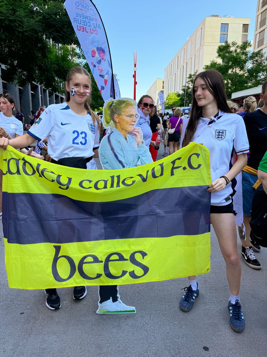 As the Lionesses prepare to take on Italy, its great to see some of our Bee's there to cheer them on!!! 💛🖤

Bee's kit sponsor: Wyllie Maintenance Services 

Official Club Partner: <a href="/AtsGroup19/">Ats Group</a>

#tadleycallevayouth #tadleycalleva #Lionesses