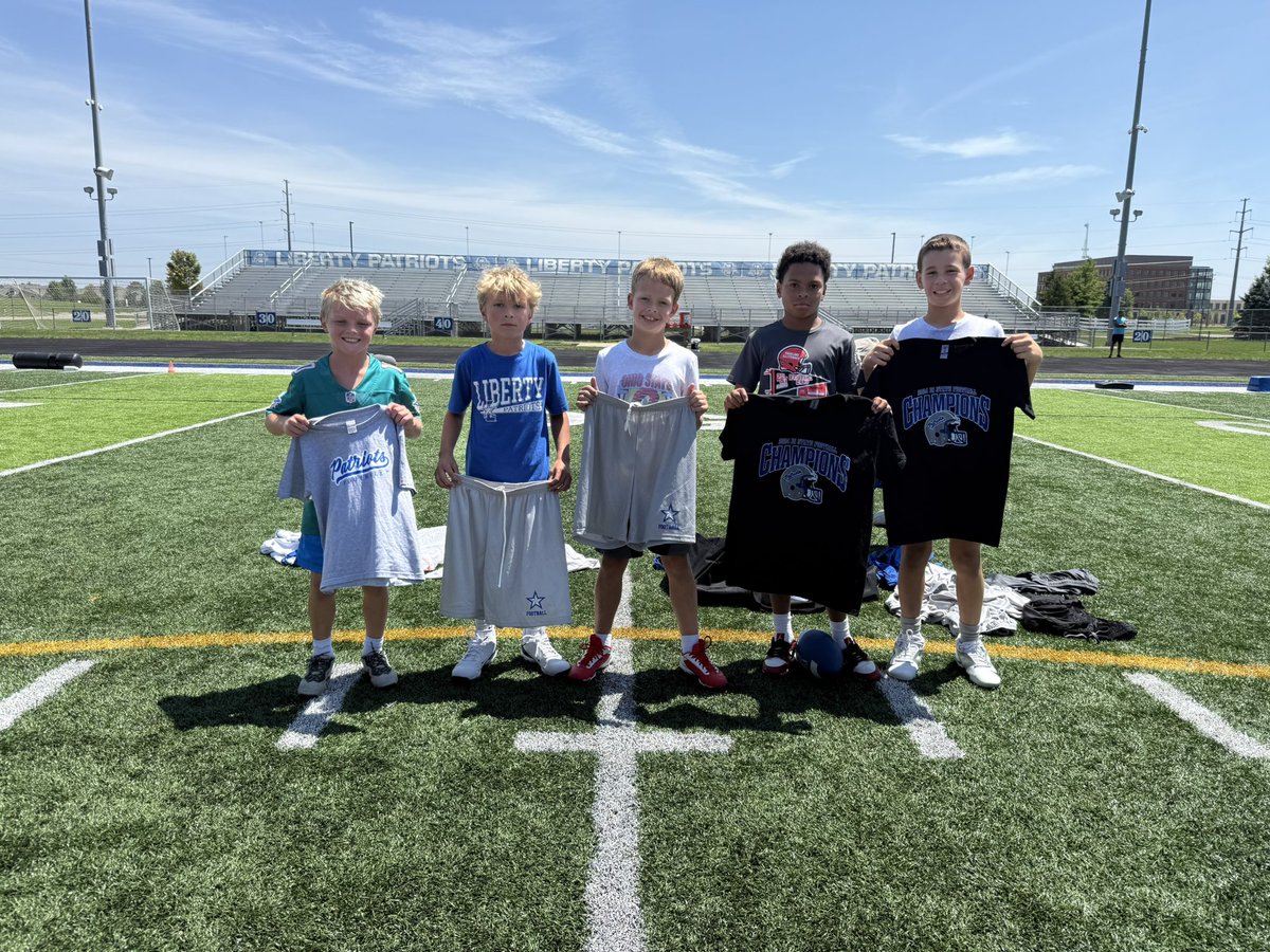 OlibFootball's tweet image. Camp Day 2 Champions ๐
- Agility
- Pushups
โ Throwing Accuracy
โ Growth Mindset