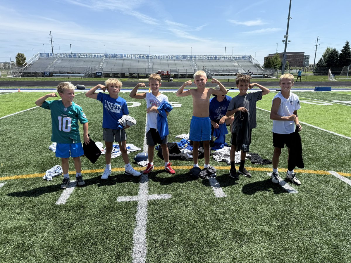 OlibFootball's tweet image. Camp Day 2 Champions ๐
- Agility
- Pushups
โ Throwing Accuracy
โ Growth Mindset