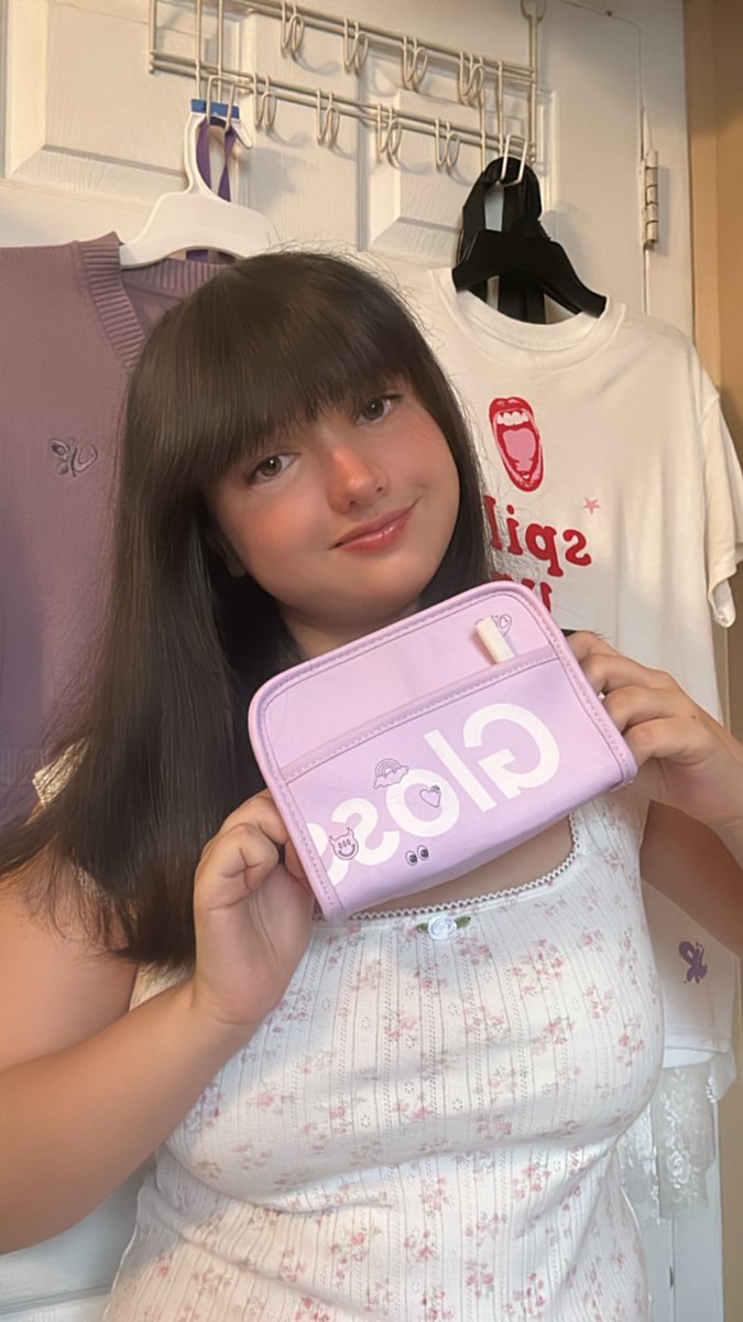 MyAngelLacy's tweet image. got myself a little something 🤍💄