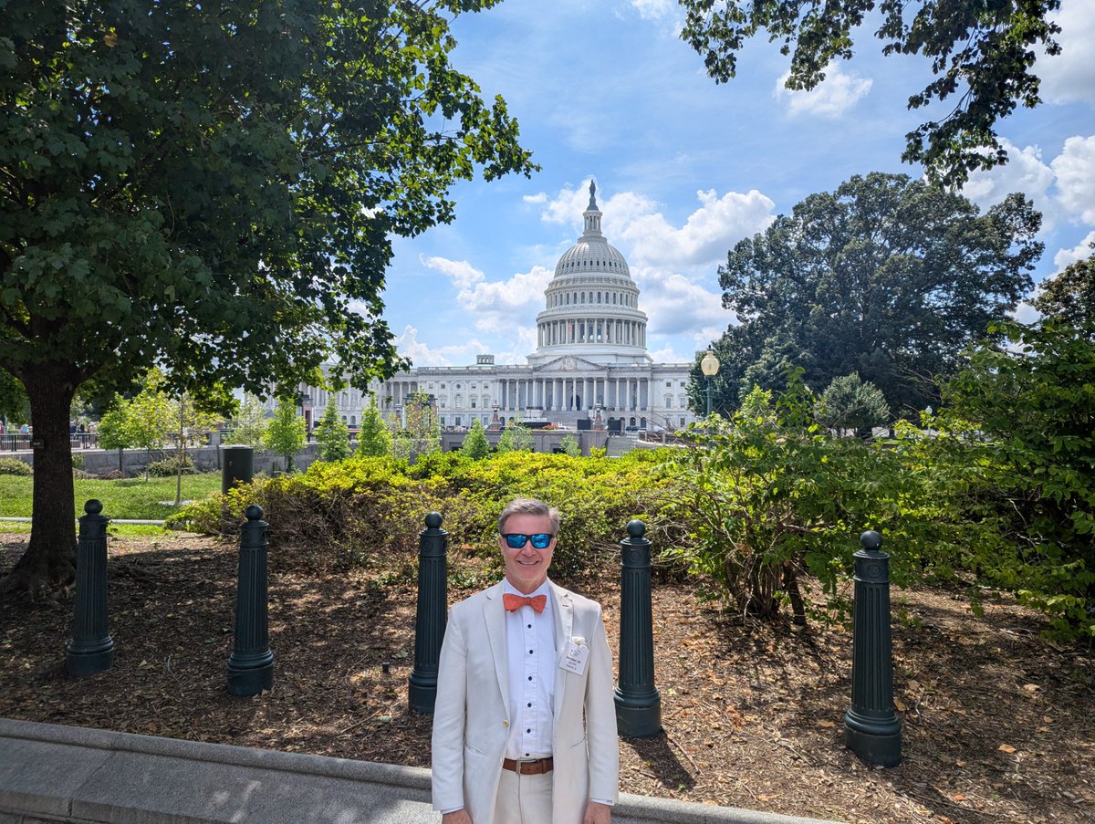 ENTAdvocacy's tweet image. The @AAOHNS thanks our incredible members who   joined us at the @SpecialtyDocs Capitol Hill Fly-In! Their leadership in   advocating for otolaryngology ensures the physician perspective is front and center—safeguarding the future of our specialty.