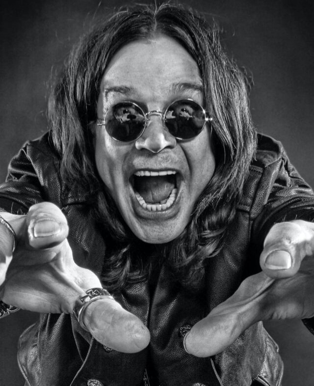 BigPopz72's tweet image. Breaking: Ozzy Osbourne passed away earlier this morning. Thank you Ozzy, for all the rock, all the roll, and all the memories!!! R.I.P. Legend!!
Ozzy Osbourne 1948-2025 😎