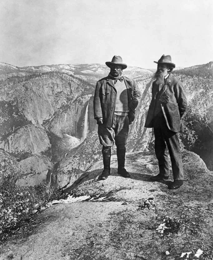 HistoryUnd's tweet image. Teddy Roosevelt and John Muir in Yosemite valley 1903.