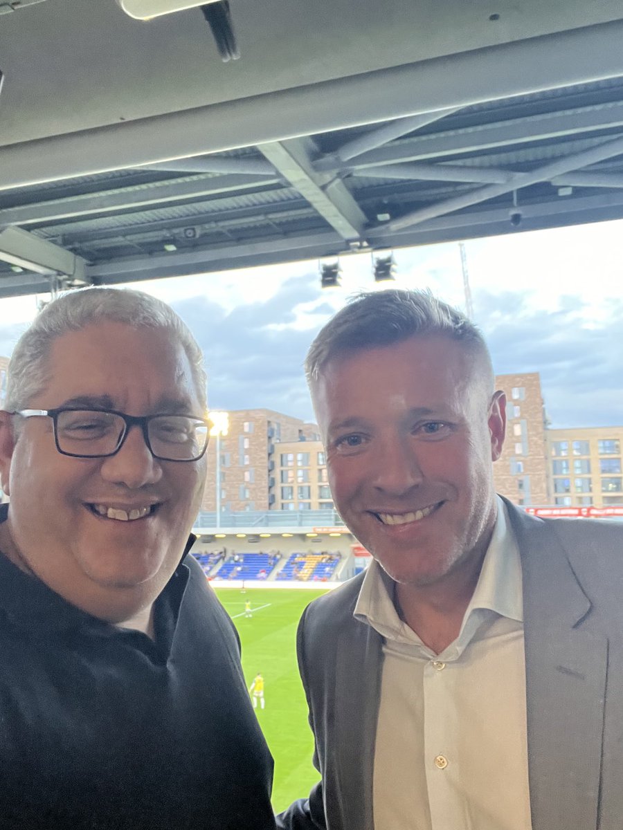 BroadcastMoose's tweet image. Great catching up with goal machine @29gazalex at Plough Lane tonight, really enjoyed out chat my friend