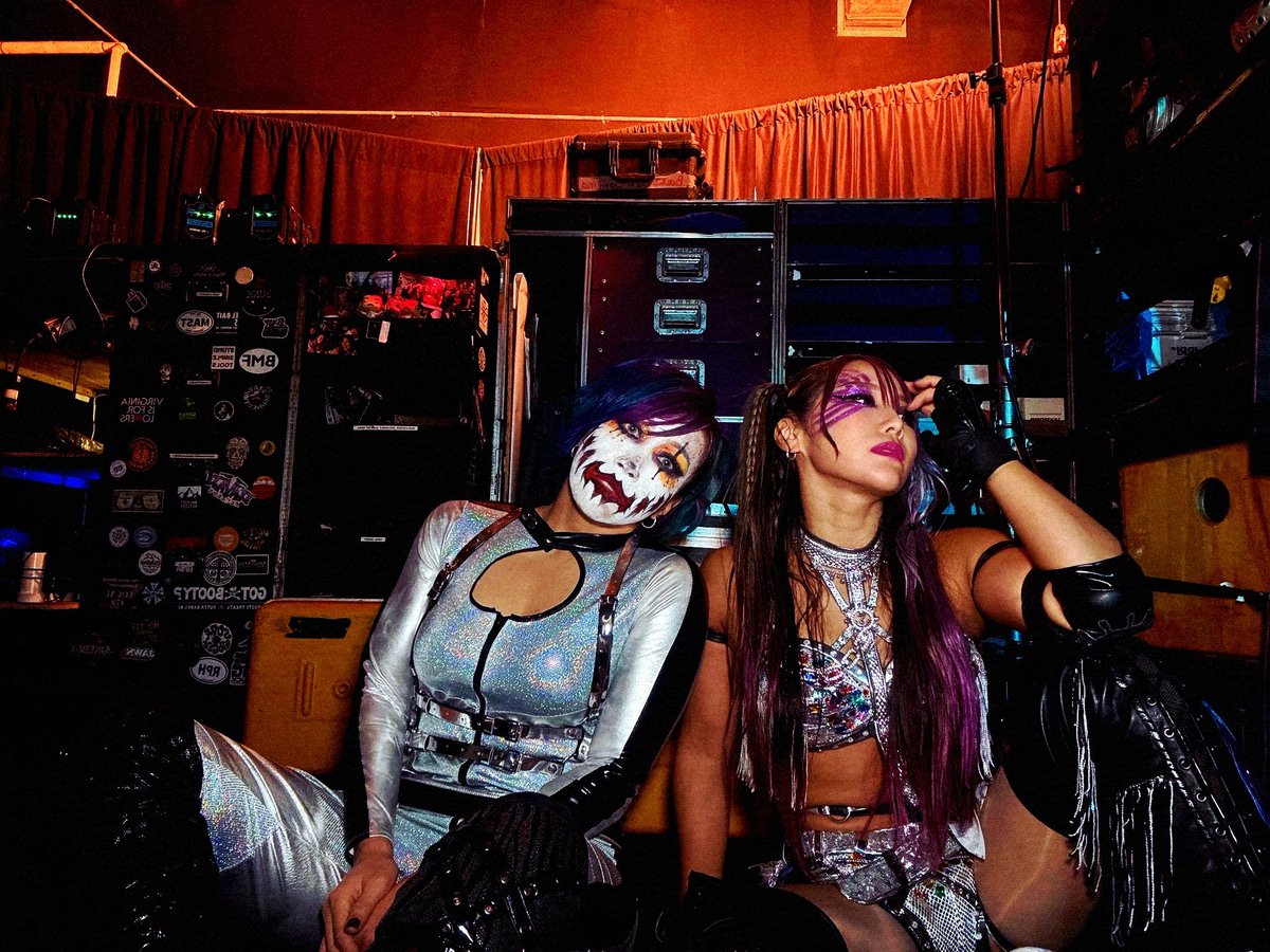 👺🤝🏴‍☠️🦜