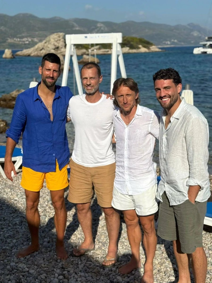 TheTennisLetter's tweet image. Novak Djokovic with Luka Modric in Croatia
🇷🇸🇭🇷
