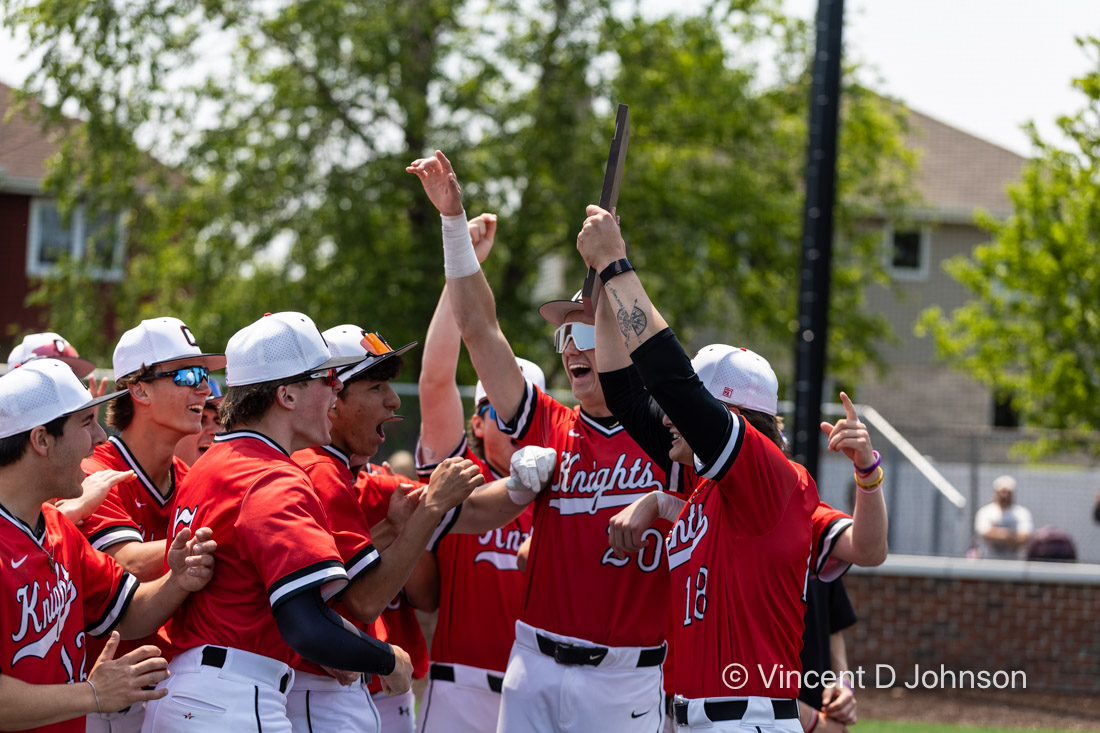 VincentDJohnson's tweet image. 🚨Photo gallery alert!🚨
⚾️#Andrew vs #LincolnWayCentral 4A Regional, May 31.
All the photos that didn't make the paper. (Link Below)
@LWCKnights @LWCBASE @vjabolts @tboltbaseball
visualpreservationist.com/photo-gallery-…
