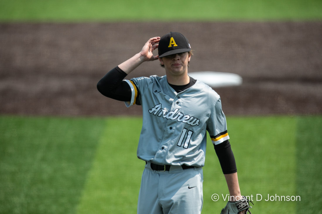 VincentDJohnson's tweet image. 🚨Photo gallery alert!🚨
⚾️#Andrew vs #LincolnWayCentral 4A Regional, May 31.
All the photos that didn't make the paper. (Link Below)
@LWCKnights @LWCBASE @vjabolts @tboltbaseball
visualpreservationist.com/photo-gallery-…