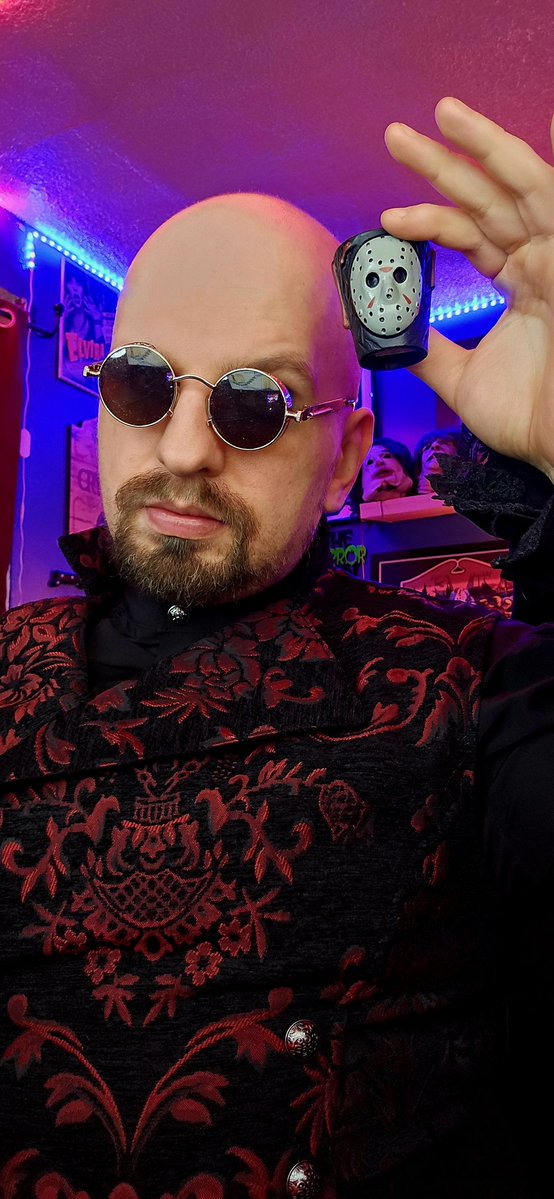 JGDarhk's tweet image. Cheers