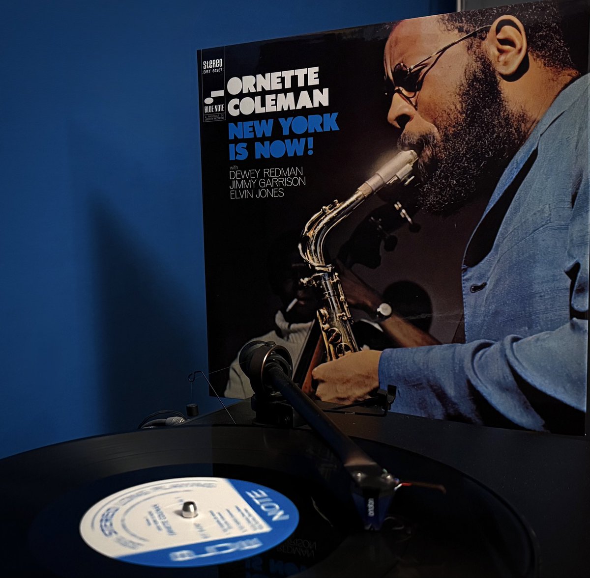 TrJiri's tweet image. Ornette Coleman - New York Is Now!
feat. Dewey Redman, Jimmy Garrison, Elvin Jones
1968 @bluenoterecords
Now playing jazz on vinyl
