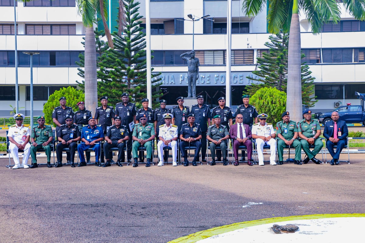 Princemoye1's tweet image. In reply, please quote;
Ref No. CZ.5300/FPRD/FHQ/ABJ/VOL.6/470 Date: July 22nd, 2025
The Director of News
…………………………….
PRESS RELEASE
IGP HOSTS NATIONAL DEFENCE COLLEGE COMMANDANT, COURSE 33 PARTICIPANTS…
Reaffirms Commitment to Technology -driven…
