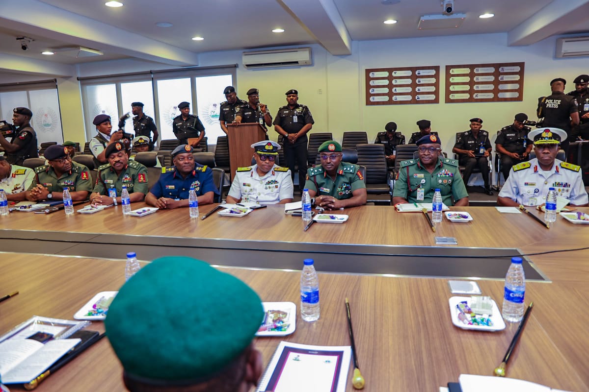 Princemoye1's tweet image. In reply, please quote;
Ref No. CZ.5300/FPRD/FHQ/ABJ/VOL.6/470 Date: July 22nd, 2025
The Director of News
…………………………….
PRESS RELEASE
IGP HOSTS NATIONAL DEFENCE COLLEGE COMMANDANT, COURSE 33 PARTICIPANTS…
Reaffirms Commitment to Technology -driven…