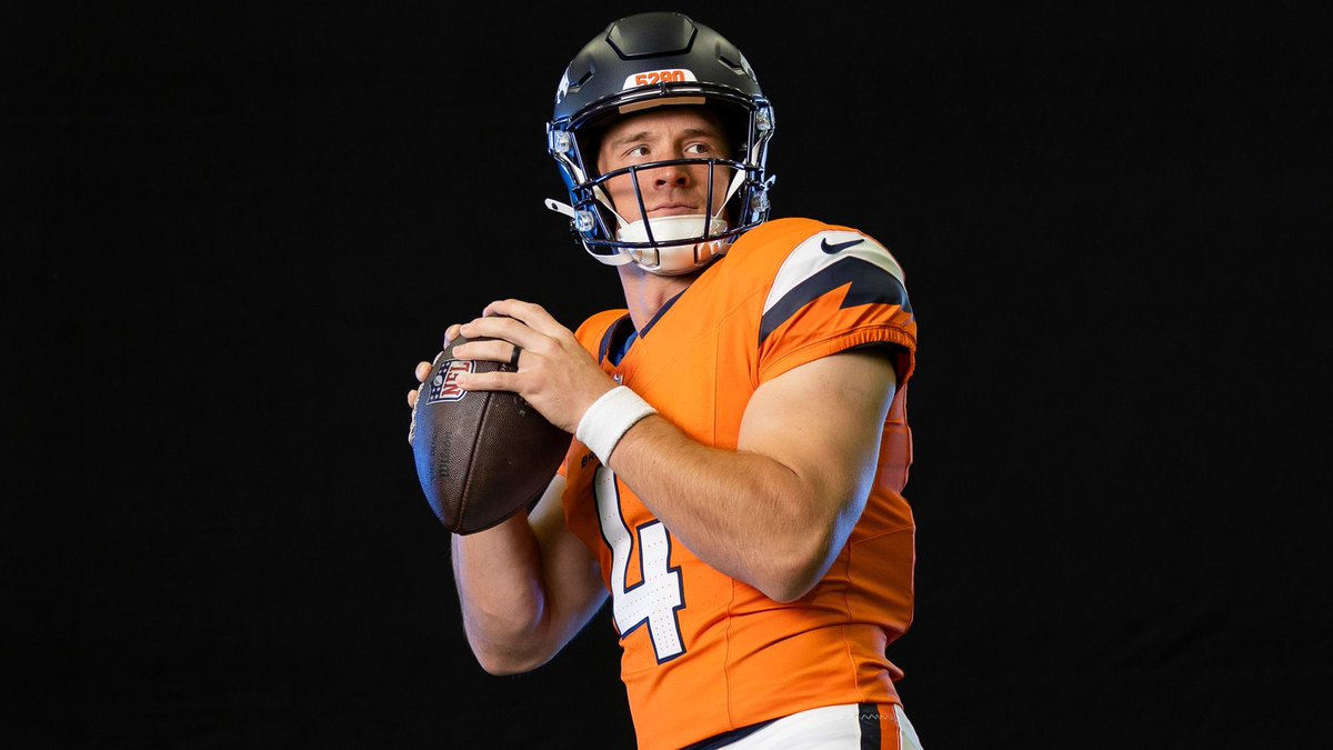 Signal callers 🗣️

QBs 📸's » buff.ly/RgkuGK4
