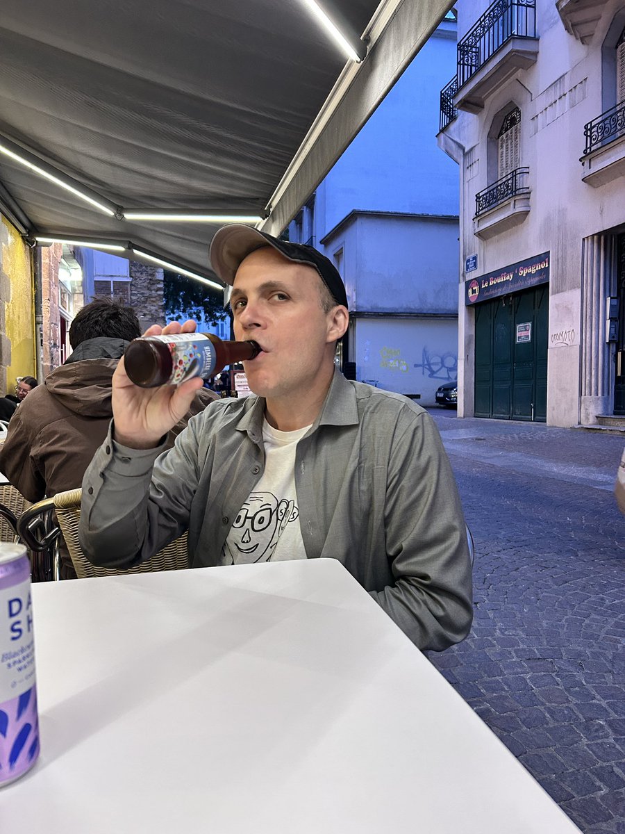 lovidlovid's tweet image. Nantes