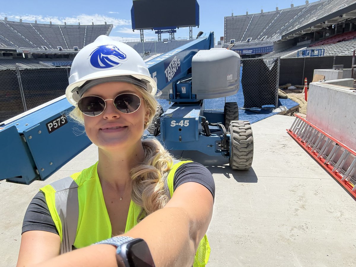 Allie Triepke (@allietriepke) on Twitter photo North End Zone project first look today at Albertsons Stadium ๐ท๐ผโโ๏ธ๐๏ธ๐ง๐ ๏ธ #BoiseState #AlbertsonsStadium <a href="/IdahoNews6/">Idaho News 6</a> North End Zone project first look today at Albertsons Stadium ๐ท๐ผโโ๏ธ๐๏ธ๐ง๐ ๏ธ #BoiseState #AlbertsonsStadium <a href="/IdahoNews6/">Idaho News 6</a>