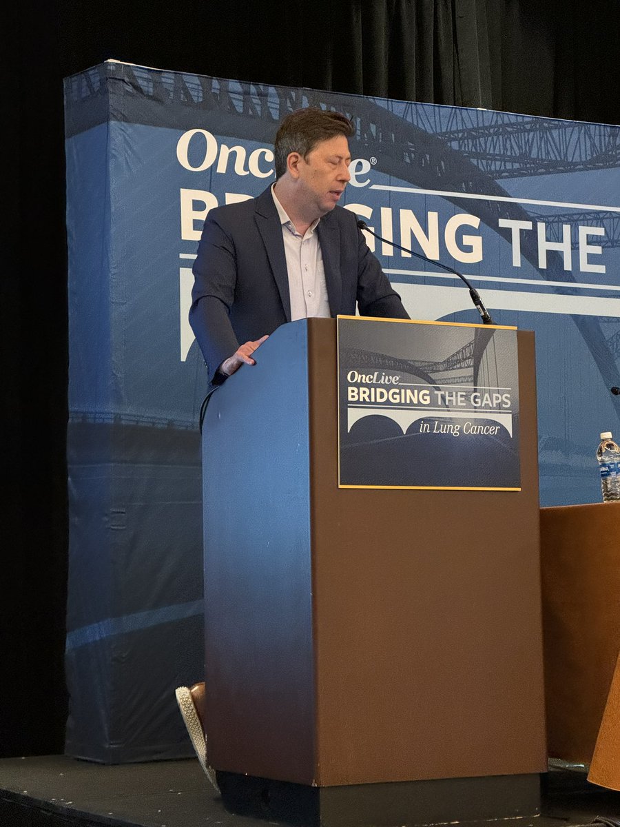 lungoncdoc's tweet image. Dr. @sands_jacob reviews the data we have on Tarlatamab for patients with ES-SCLC. Important DeLLphi-304 OS data from #ASCO25 shown here. #BTGLung2025 @OncLive