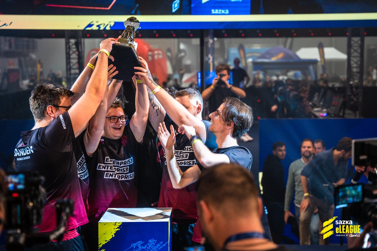 Robert Kasper tweet media