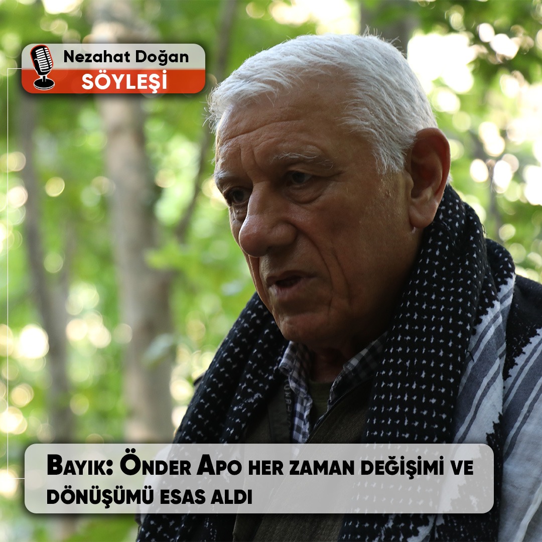 📌 KCK Yürütme Konseyi Eşbaşkanı Cemil Bayık ile konuştuk:

Önder Apo Ankara’dan günümüze kadar mücadele yürütürken hep değişim ve dönüşümü esas aldı. Bazıları değişim dönüşüm yeni gündeme alındı diyebilir ama öyle değildir

🎙️ Nezahat Doğan

yeniyasamgazetesi9.com/bayik-onder-ap…