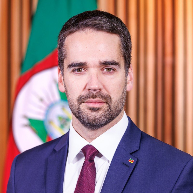 siteptbr's tweet image. Eduardo Leite diz que a decisão do STF de proibir Jair Bolsonaro de ter qualquer declaração veiculada em redes sociais “é preocupante” e que “ninguém pode celebrar o fato de ter um ex-presidente preso”.