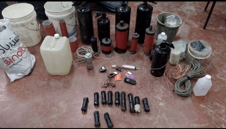 S2FUncensored's tweet image. ⚡️JUST IN:
Security forces in Nablus, Palestine, raided a warehouse, dismantled an ISIS-linked cell, and seized a large quantity of explosives.